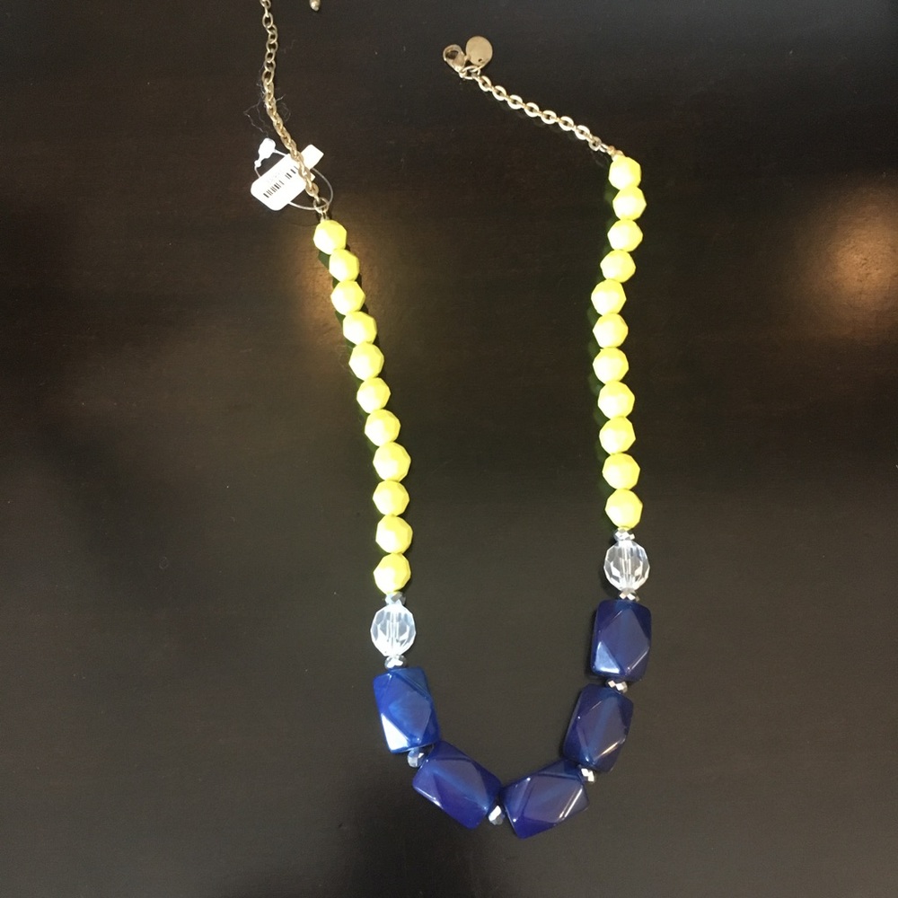 NWT Lime green and Navy Necklace - Picture 2 of 2